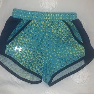 Under Armour girls shorts